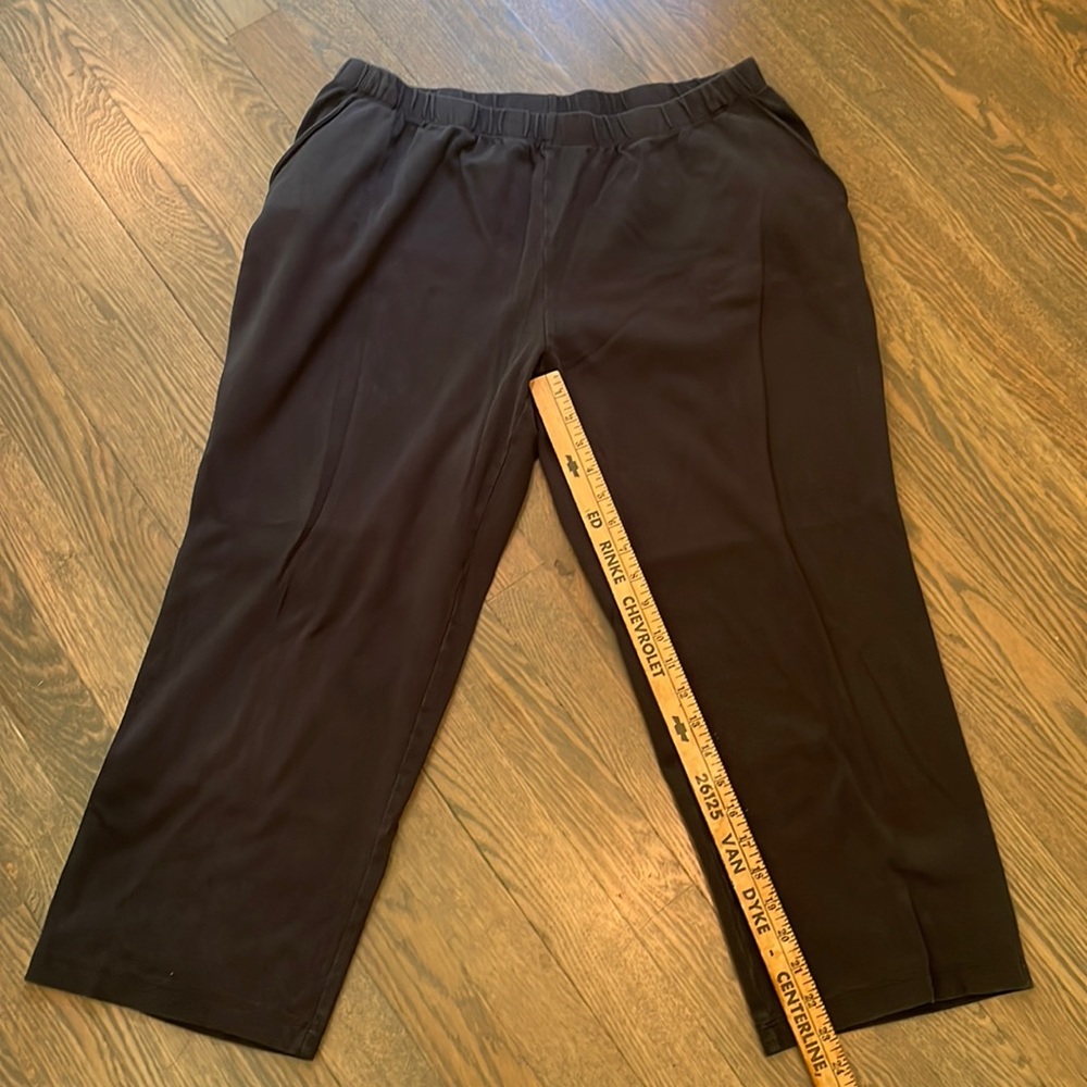Land's End women's size PETITE XL black sport knit straight leg pants